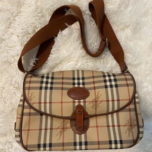 💯 Authentic Burberry Messenger Bag